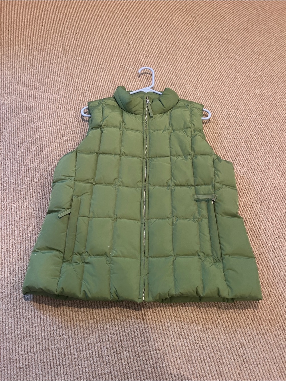 Quilted Green Puffer Vest - Womens